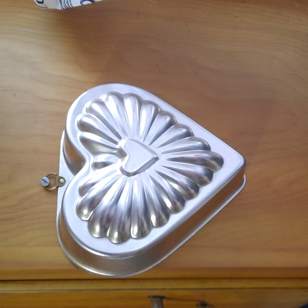 Vintage 1970's Copper Aluminum Hanging Cake Pans
